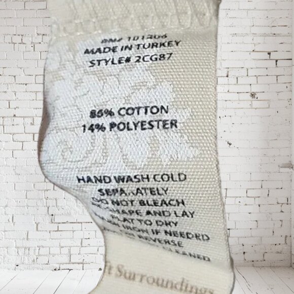 Soft Surroundings Oversized V-Neck Pullover Hoodie Tunic w Pockets - Picture 5 of 5